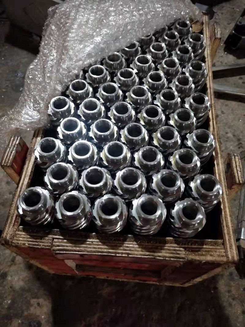 八头制动器螺杆